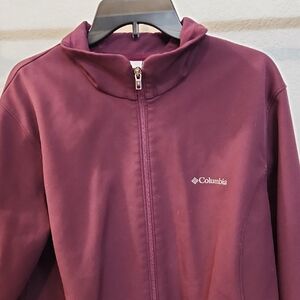 Columbia Women's Maroon Softshell Jacket